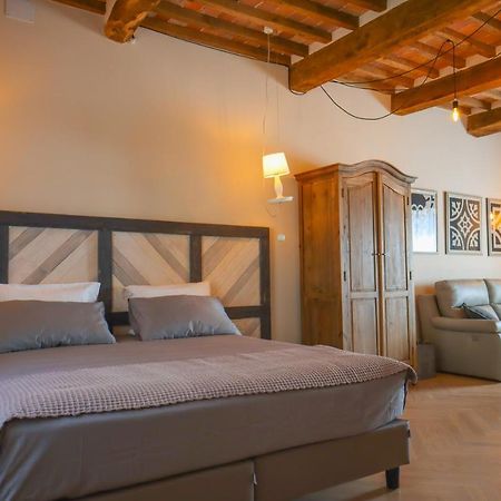 B&B La Taccola กาสเตลนูโอโว ดิ วัล ดิ เชชินา ภายนอก รูปภาพ