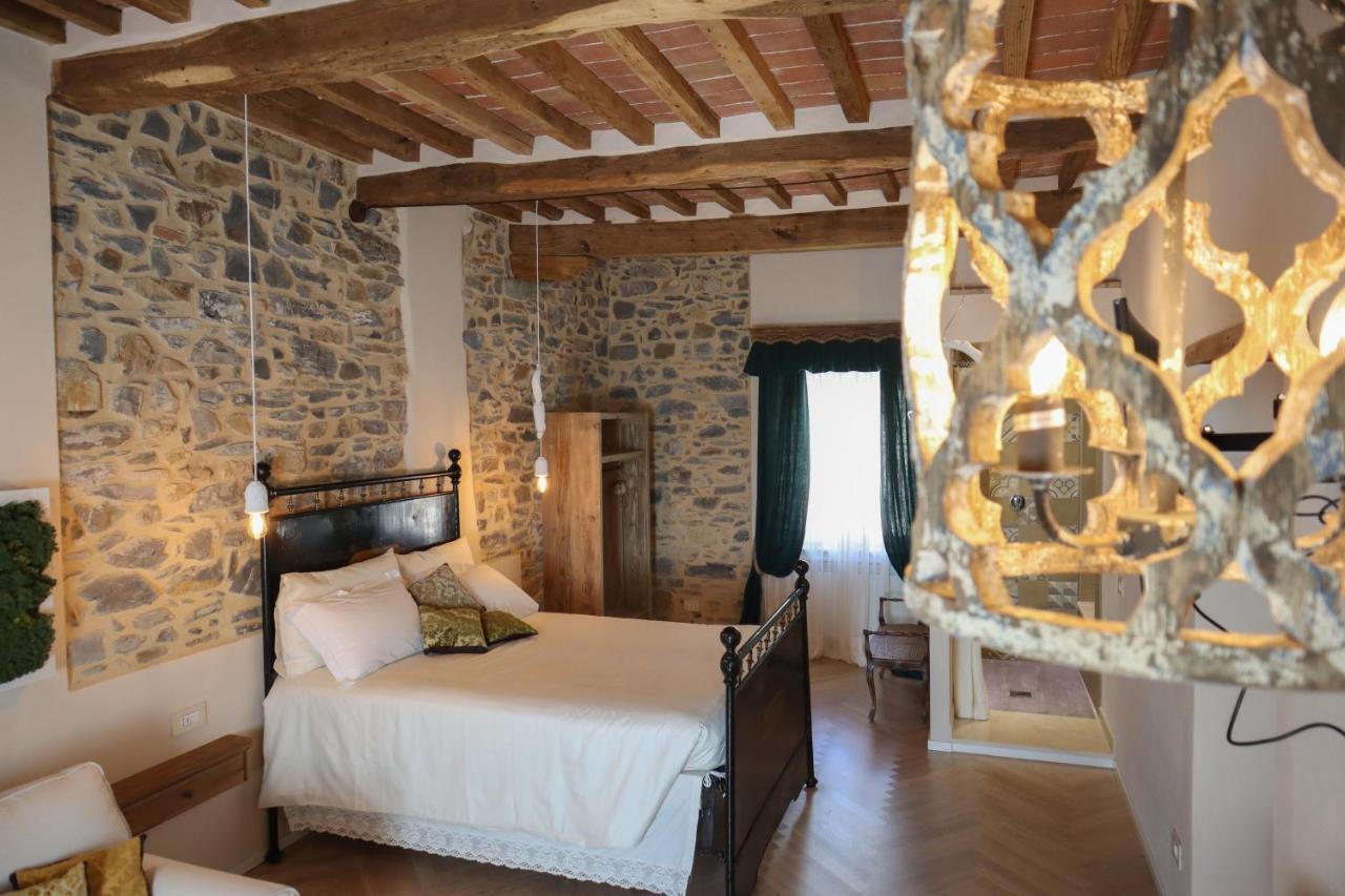 B&B La Taccola กาสเตลนูโอโว ดิ วัล ดิ เชชินา ภายนอก รูปภาพ
