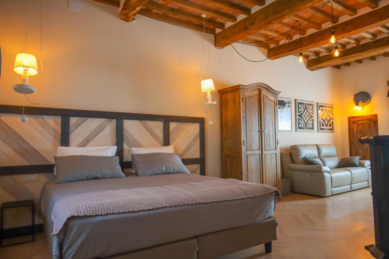 B&B La Taccola กาสเตลนูโอโว ดิ วัล ดิ เชชินา ภายนอก รูปภาพ
